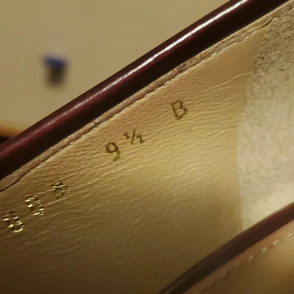 Salvatore Ferragamo Heels Shade of Red - Picture 13 of 15